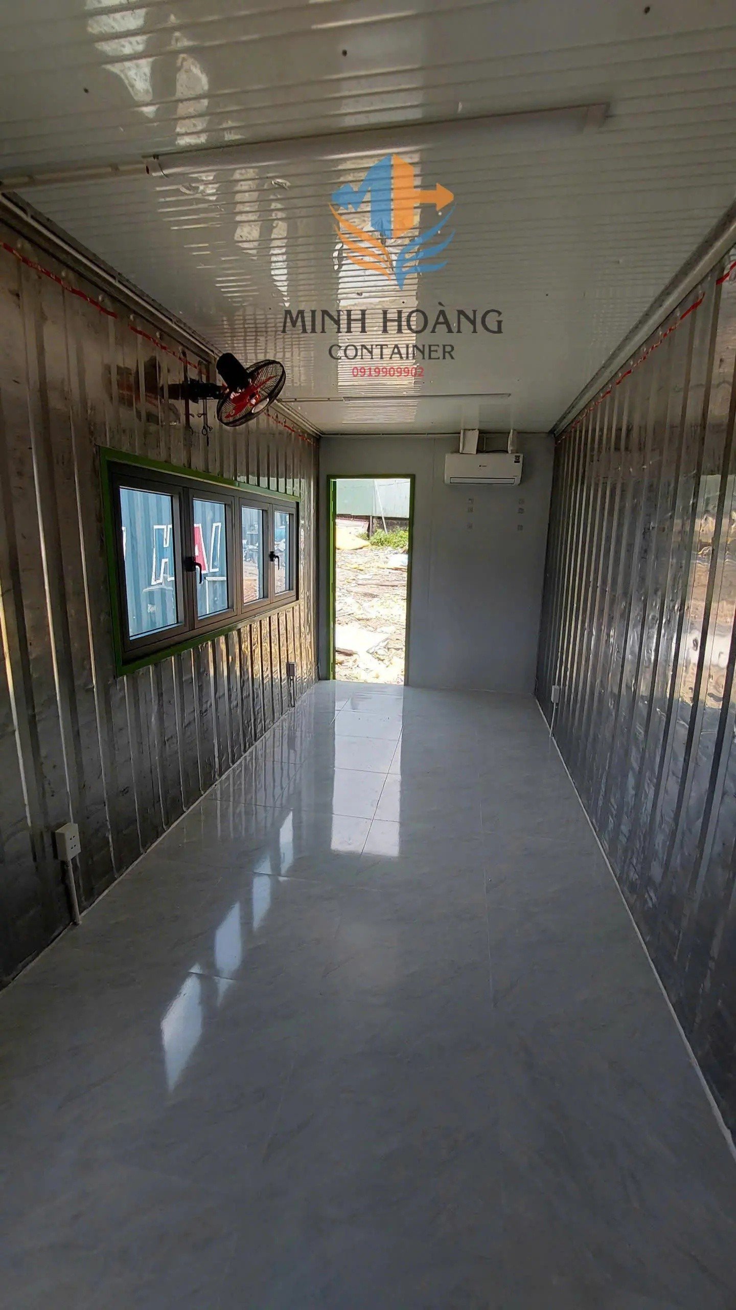 Container Văn Phòng 20 Feet Xanh Lá 2 Cửa Đi Hiện Đại